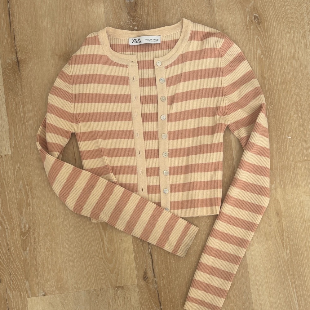 Zara Women's Beige Striped Cardigan